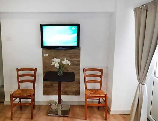 Appartement Studio Arc De Triumf Piata Victoriei Boekarest Roemenië